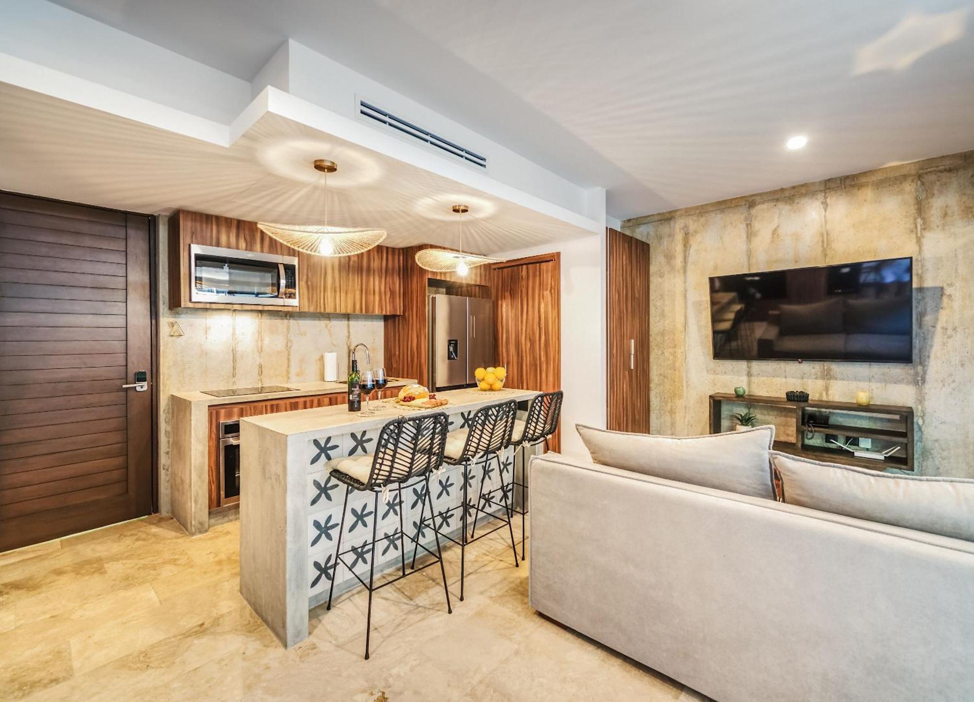 Waterworld 1br Cenote Rooftop Pools Gym Apartamento Tulum